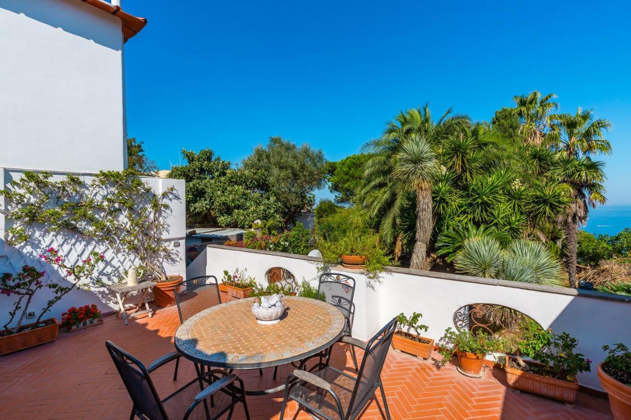 Capri Turquoise By Napoliapartments Exteriér fotografie